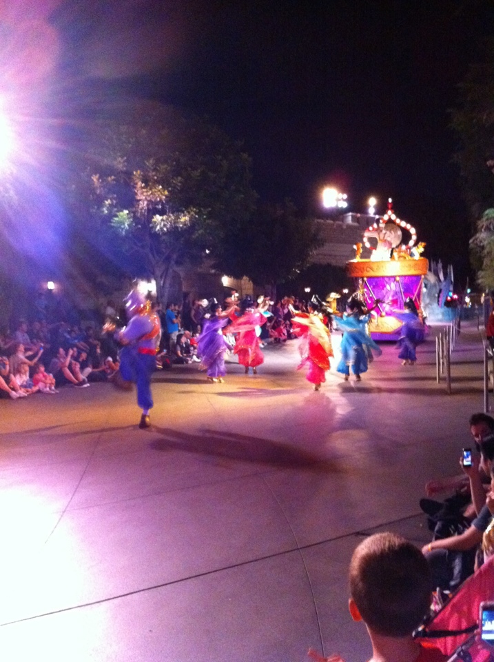 Mickeys Soundsational Parade Disneyland Soundsational Annual Passholder Night