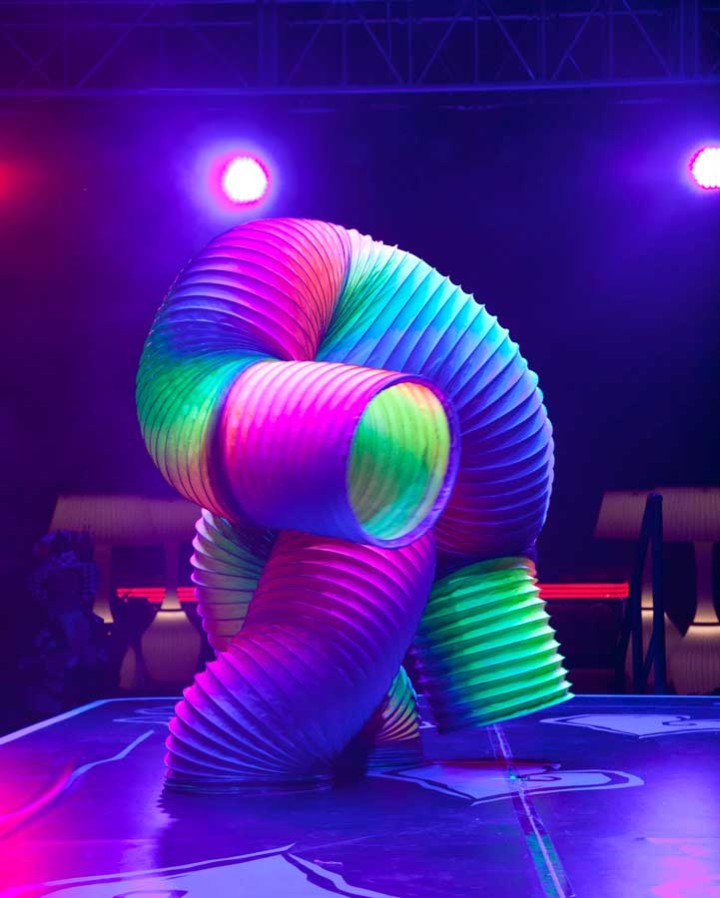 Slinky Man Mad T Party