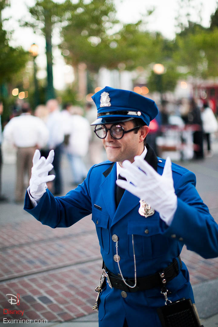 Disney California Adventure Grand Reopening Disneyexaminer Coverage Day 2 Buena Officer Blue