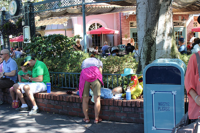 Best Places To Nap At Disneyland New Orleans Square